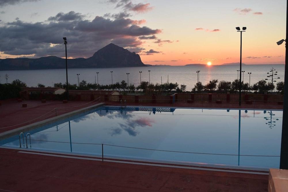 Camping Village El-Bahira San Vito Lo Capo Ngoại thất bức ảnh